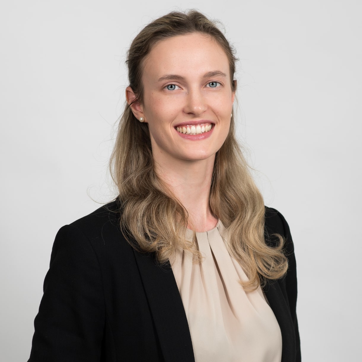 tara-kocman-master-of-law